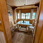 Διαμέρισμα Haus Dirol *