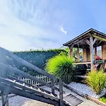 Haus Dirol *