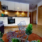 Haus Dirol Διαμέρισμα *