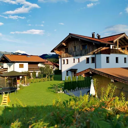 Apartment Haus Dirol *