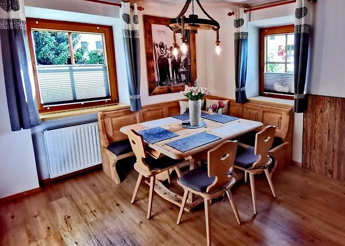 Haus Dirol Apartmán *