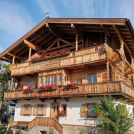 דירה Haus Dirol *