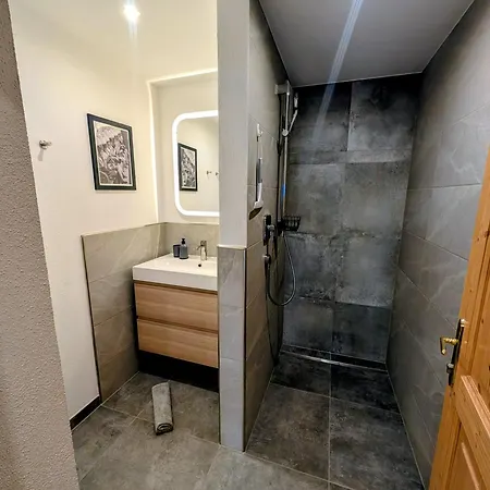 דירה Haus Dirol קירשברג אין טירול