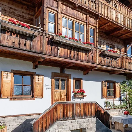 Haus Dirol קירשברג אין טירול